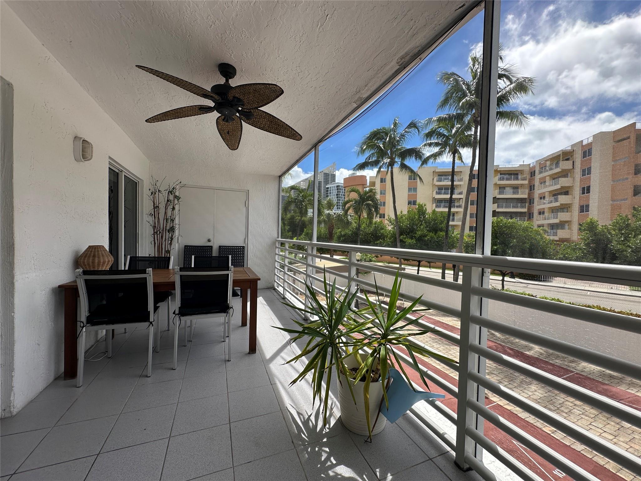 Le Frontenac Condo - Residential Lease