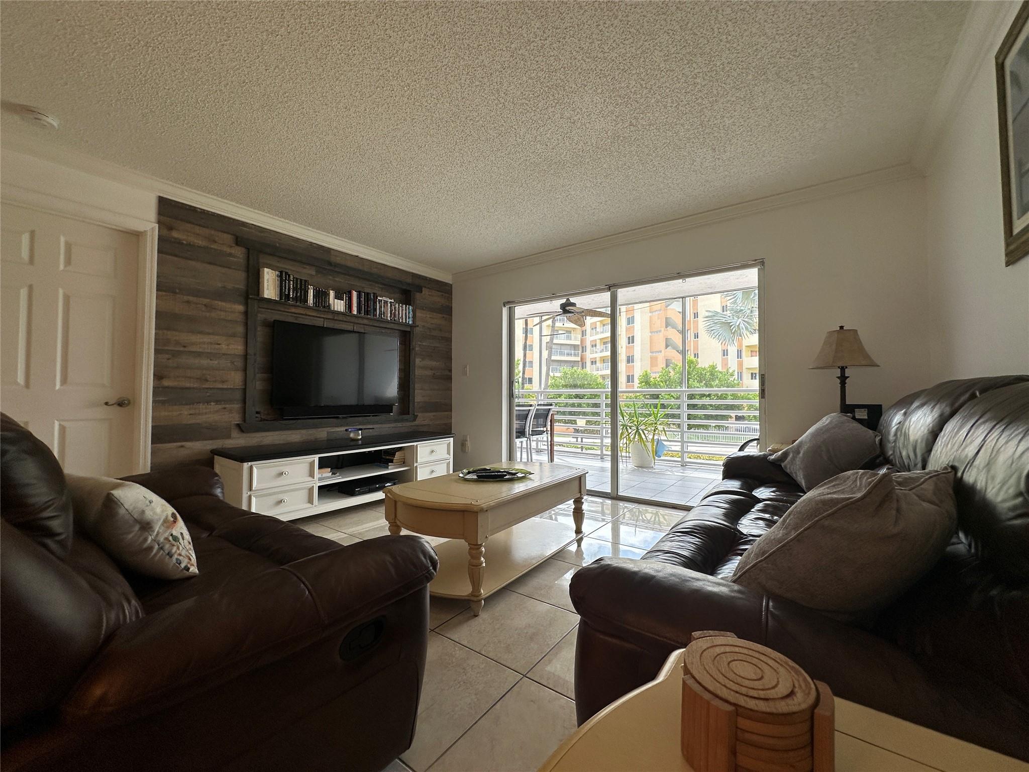 Le Frontenac Condo - Residential Lease