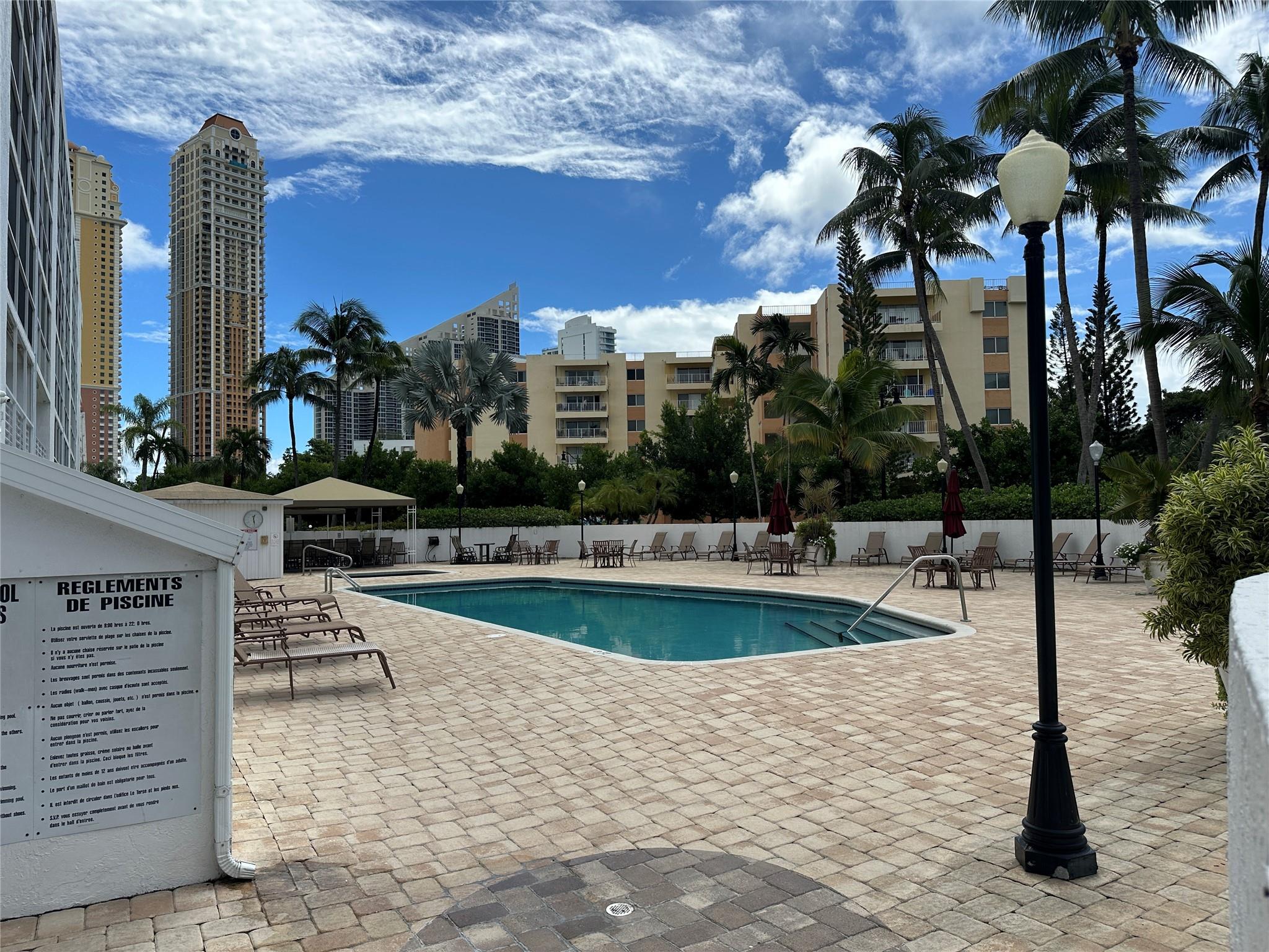 Le Frontenac Condo - Residential Lease
