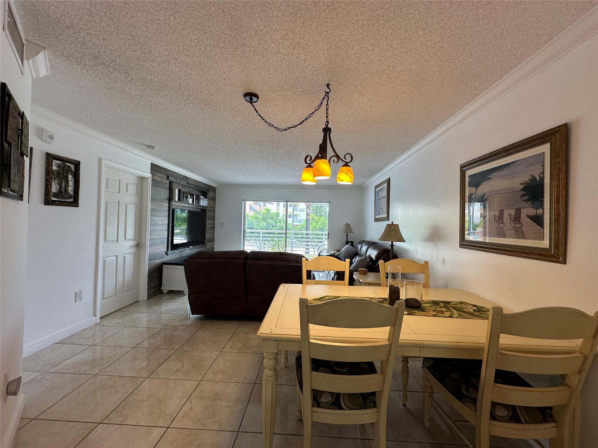 Le Frontenac Condo - Residential Lease