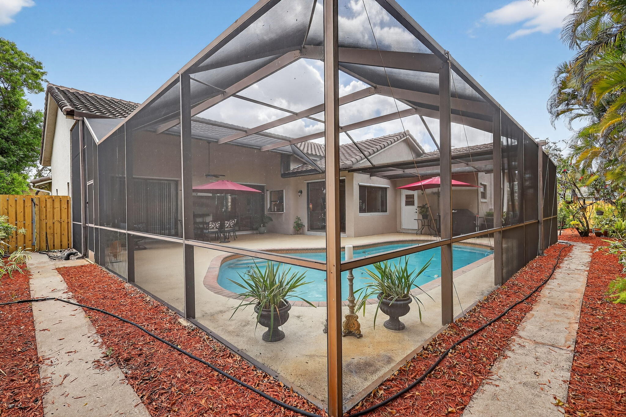 Emerald Lakes Estates - Residential