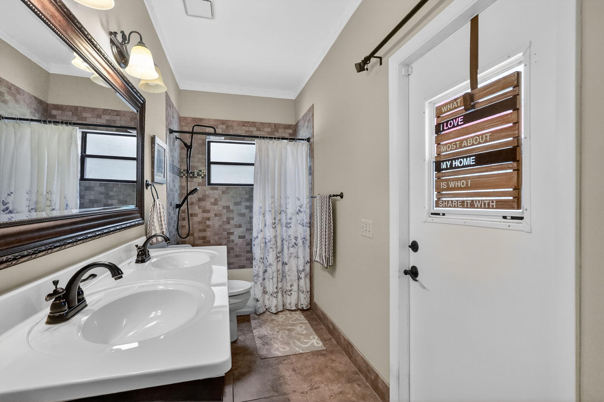 Emerald Lakes Estates - Residential