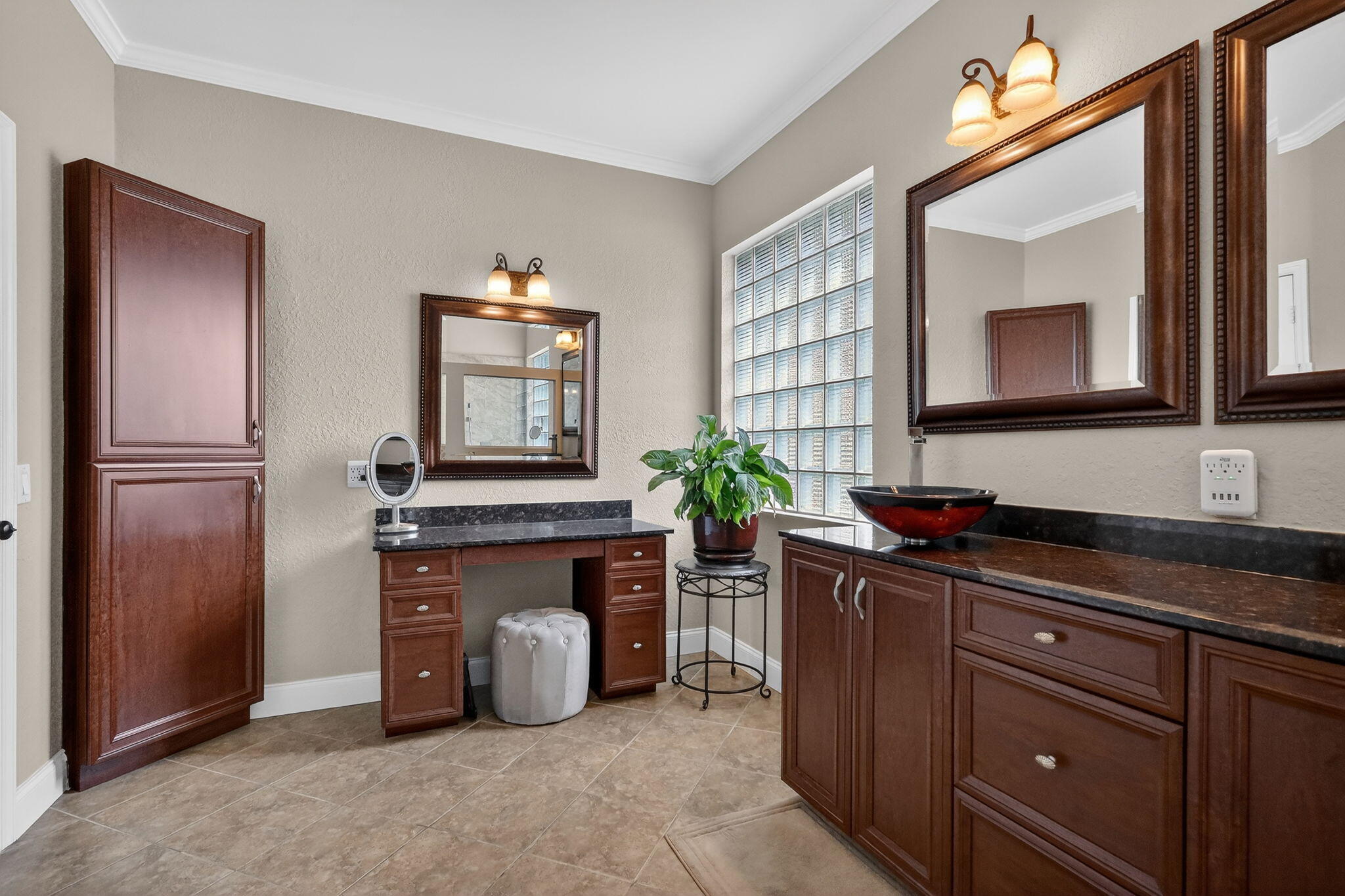 Emerald Lakes Estates - Residential