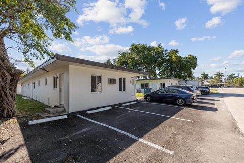 3932 SW 12th Pl Fort Lauderdale FL 33312