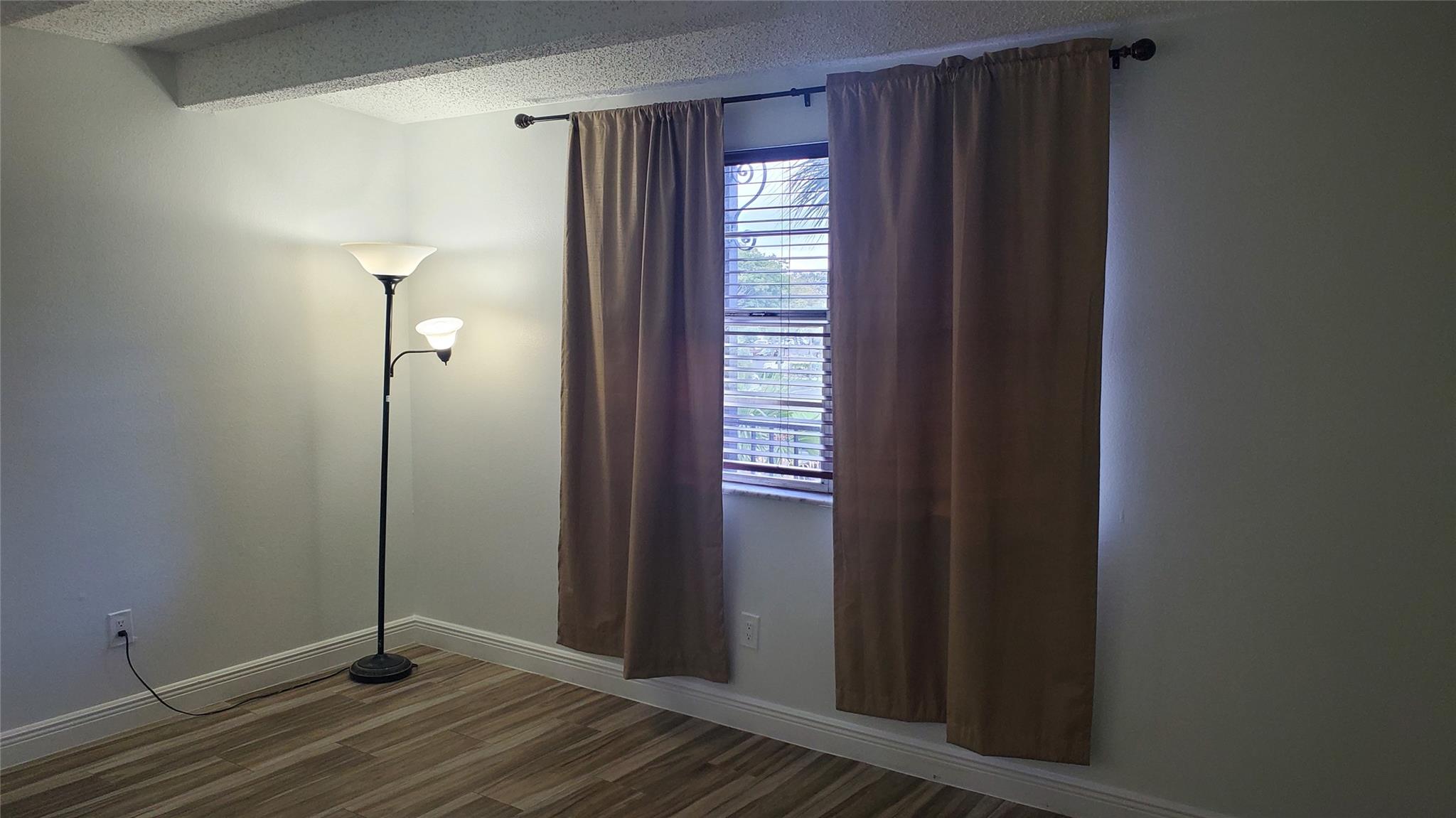 Boca Entrada Condo 01 & 0 - Residential Lease