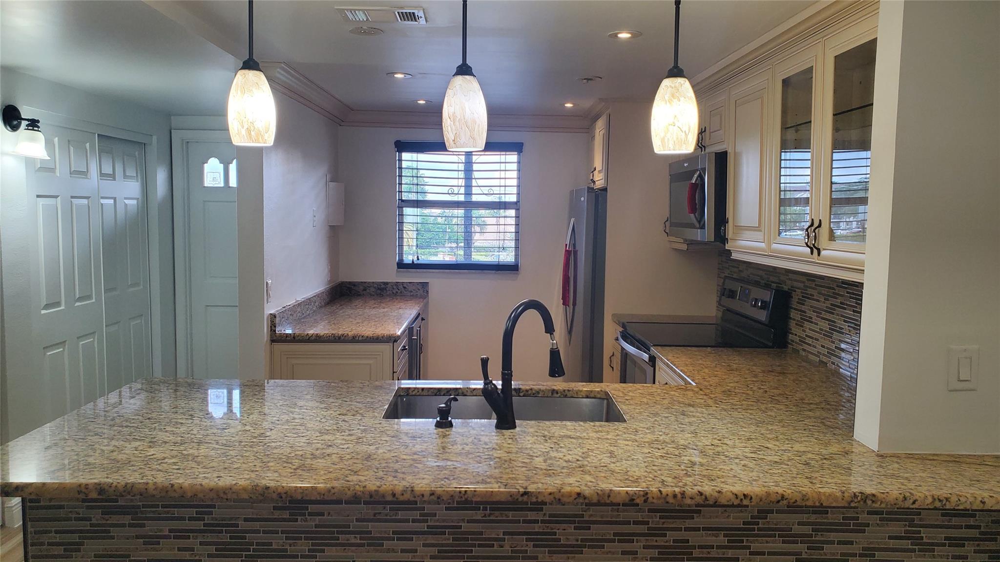 Boca Entrada Condo 01 & 0 - Residential Lease