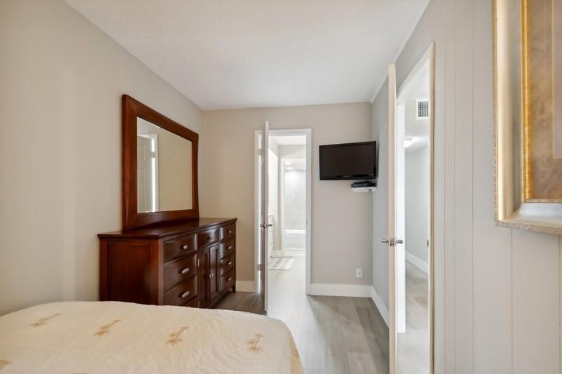 Berkley South Condominium - Residential