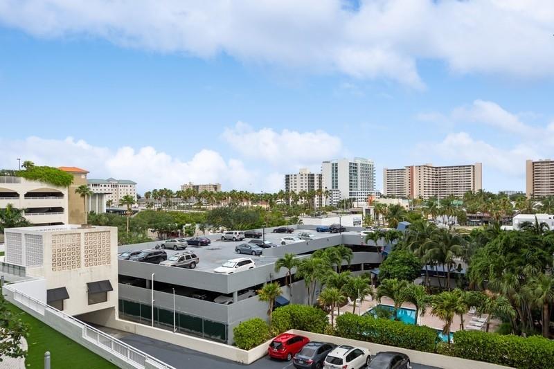 Berkley South Condominium - Residential