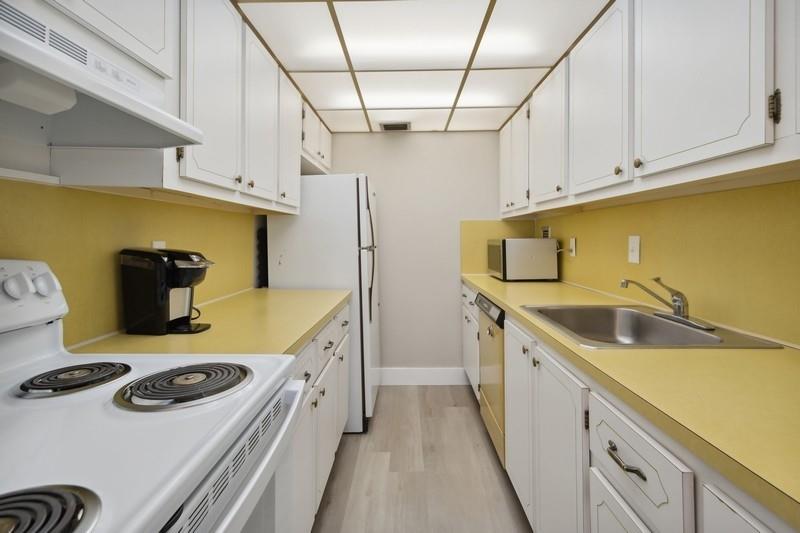 Berkley South Condominium - Residential