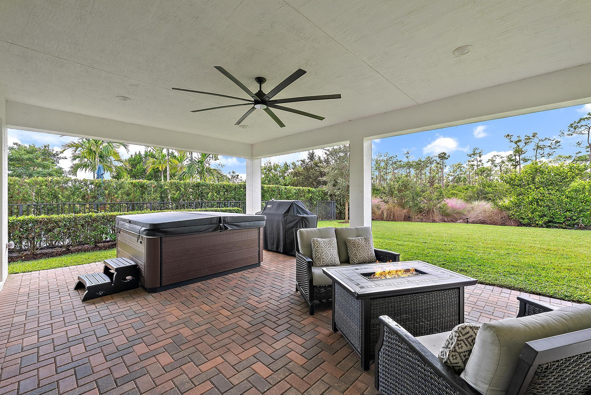 IBIS GOLF AND COUNTRY CLU - Residential