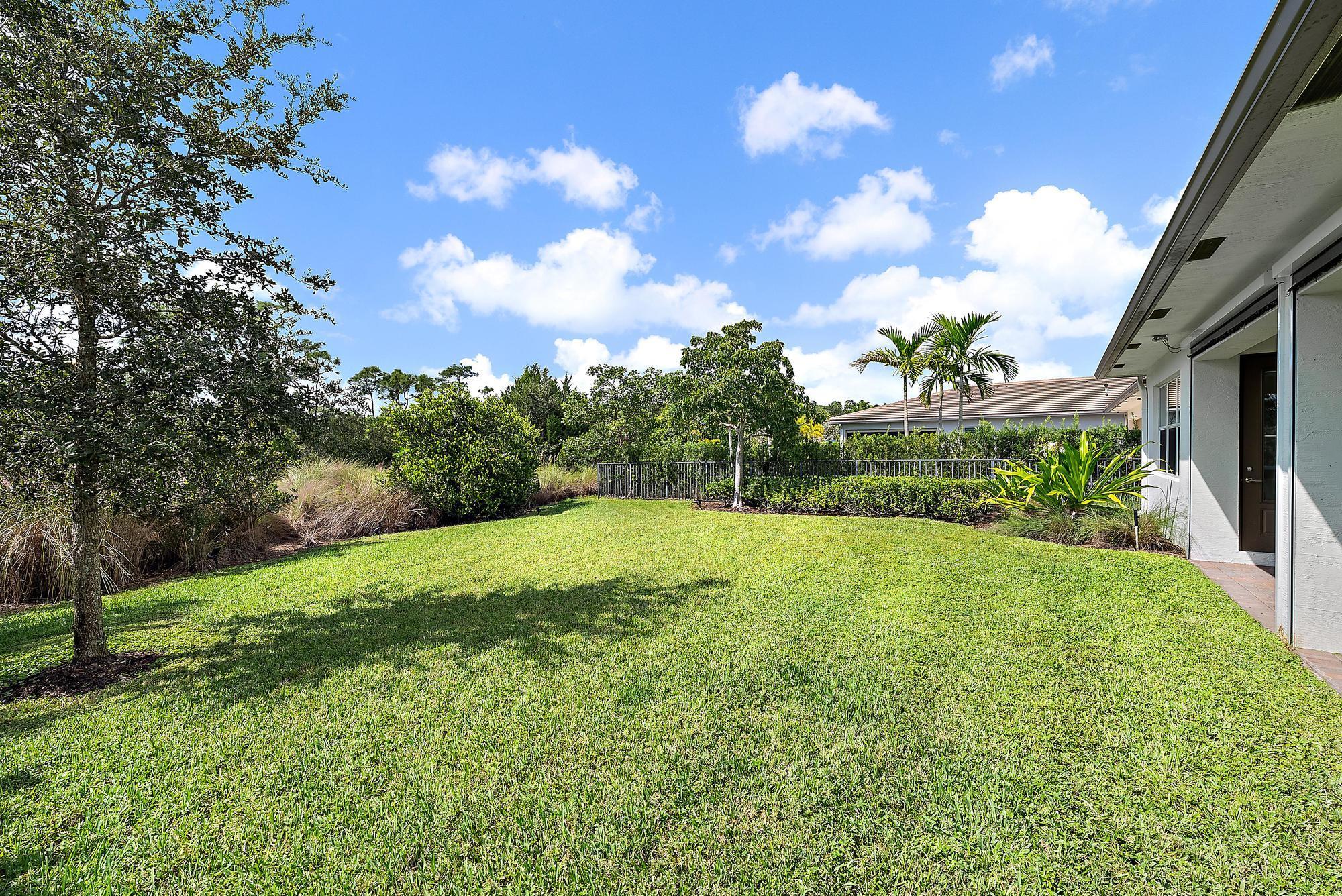 IBIS GOLF AND COUNTRY CLU - Residential