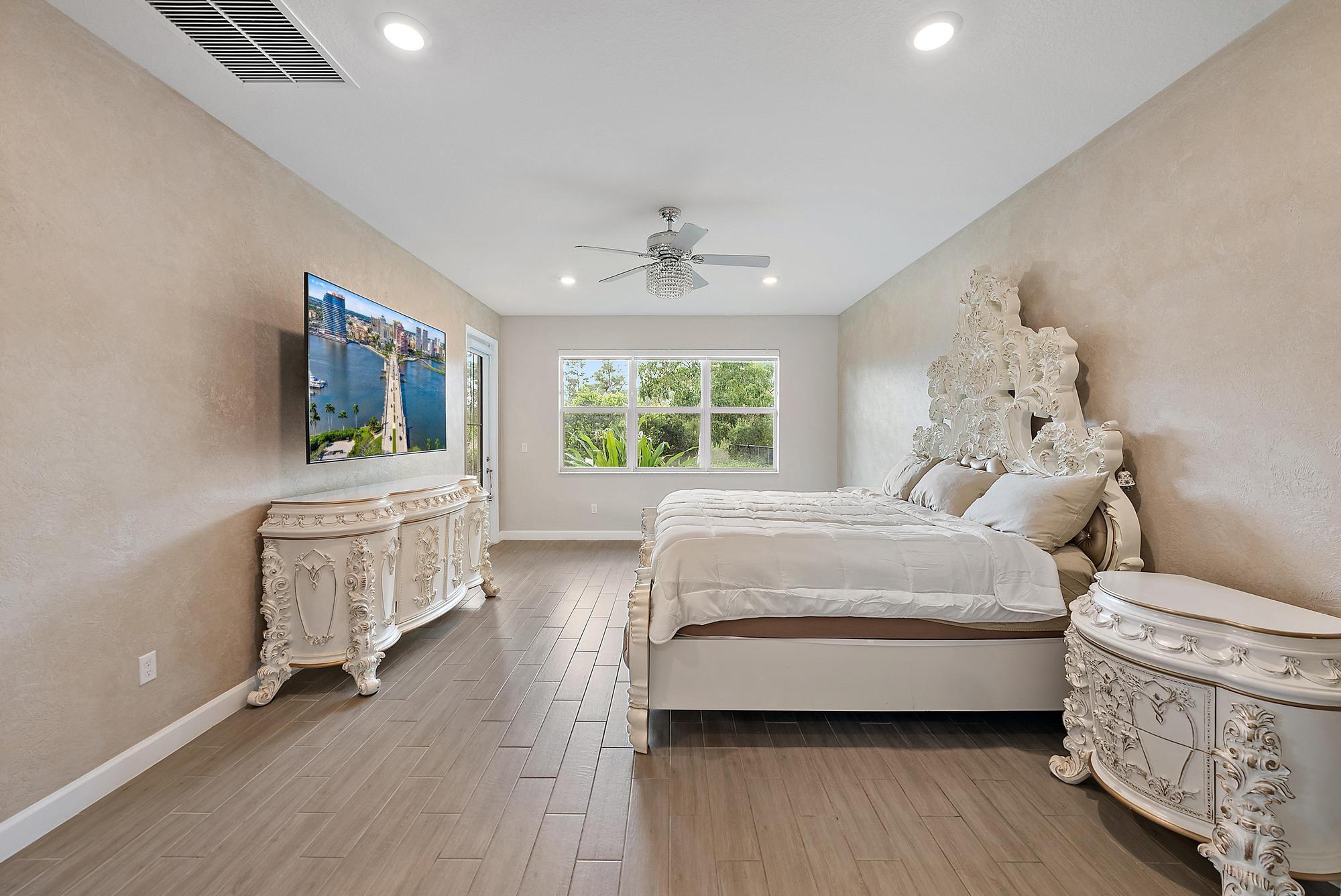 IBIS GOLF AND COUNTRY CLU - Residential