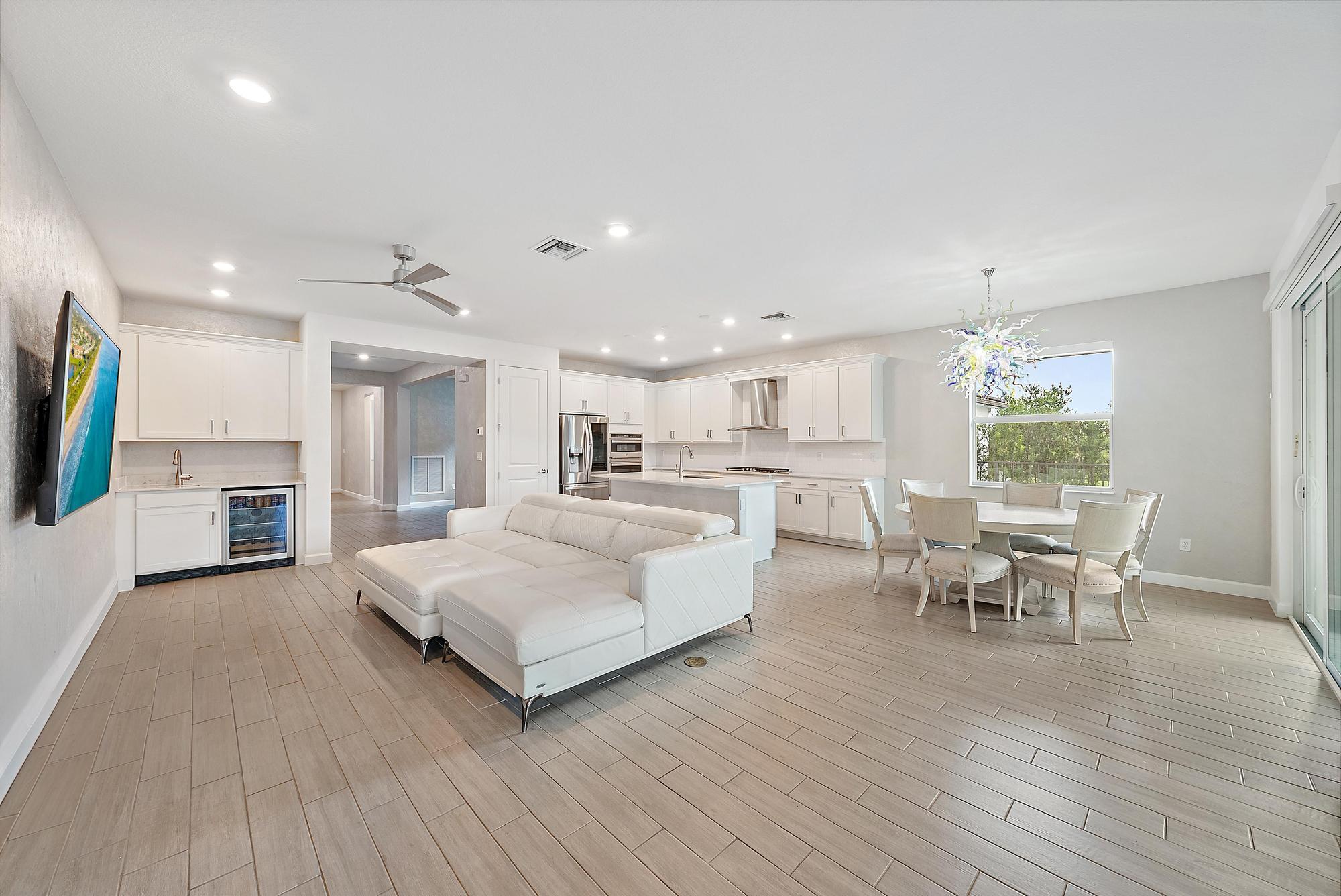 IBIS GOLF AND COUNTRY CLU - Residential