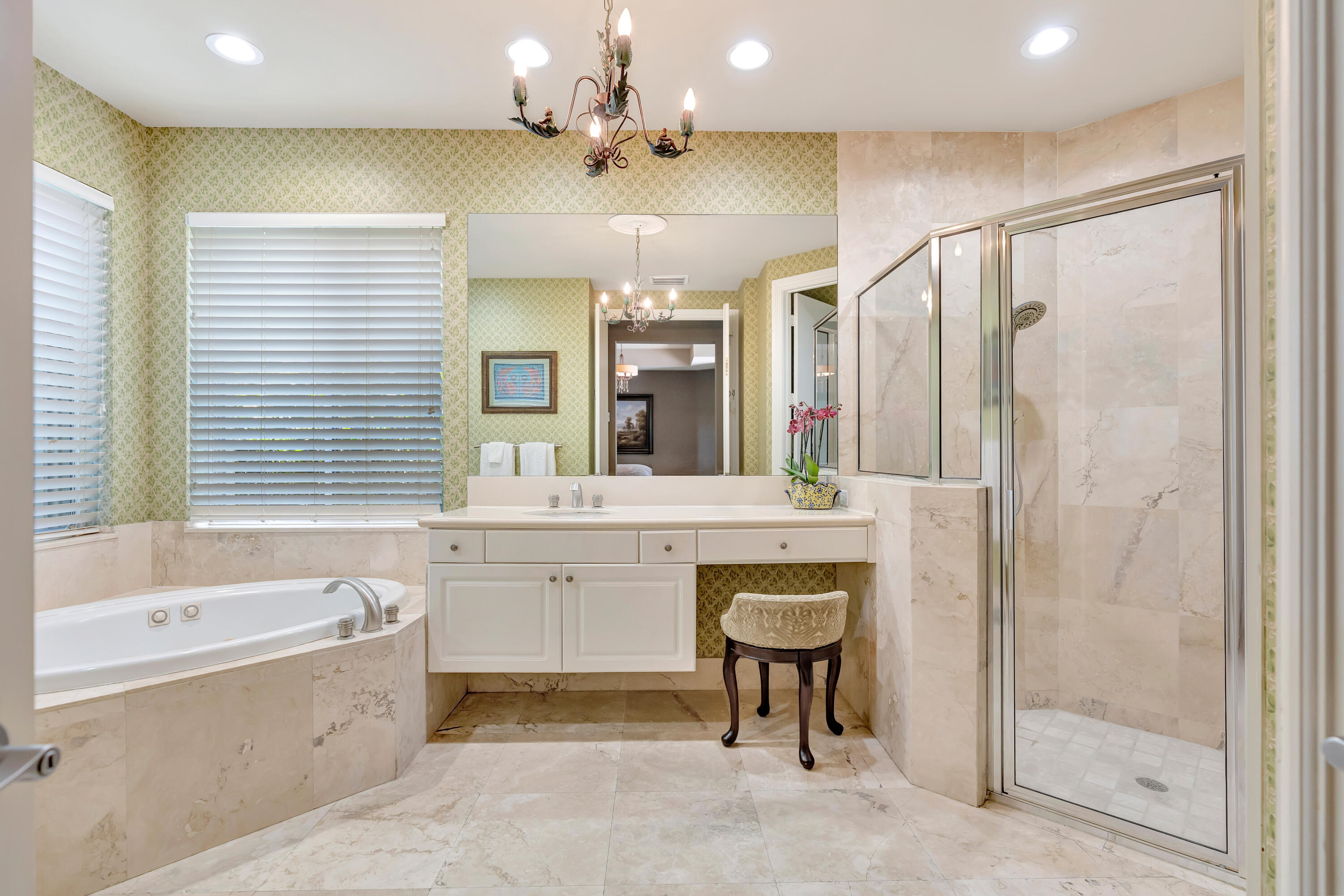 WATERS EDGE EST - Residential