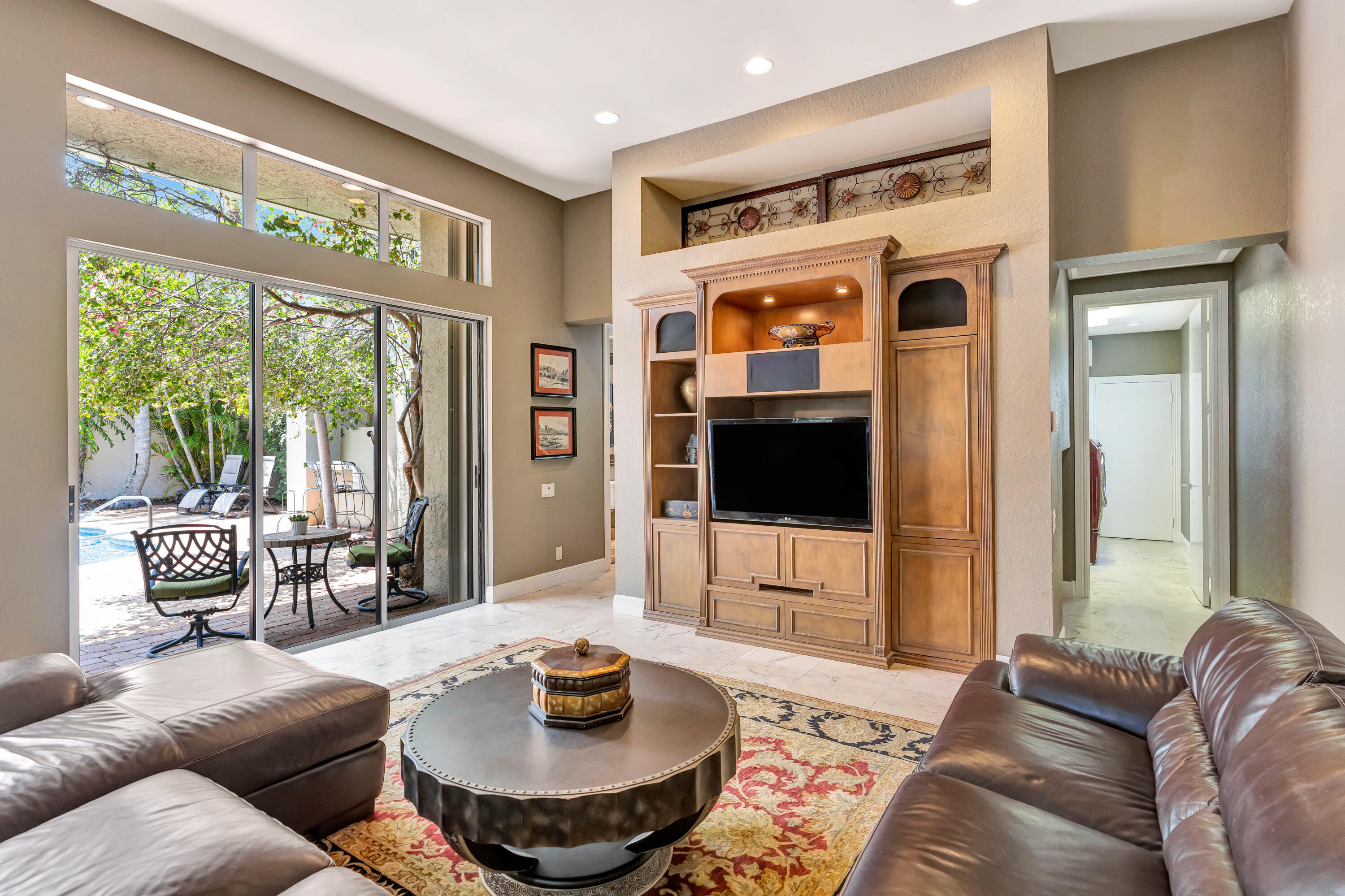 WATERS EDGE EST - Residential