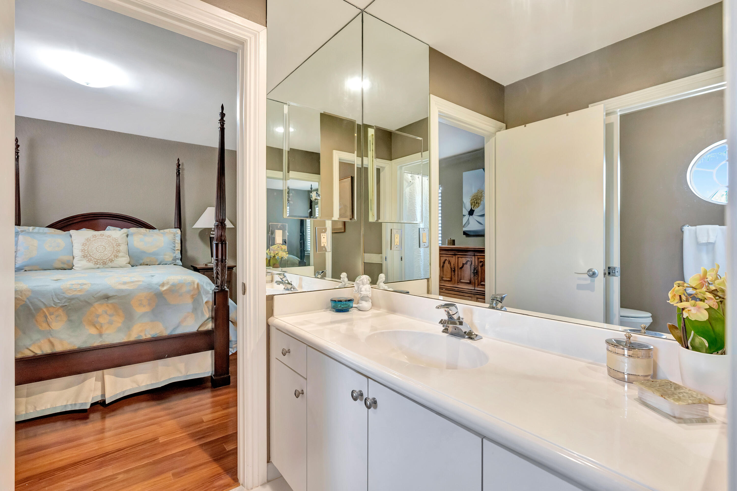 WATERS EDGE EST - Residential