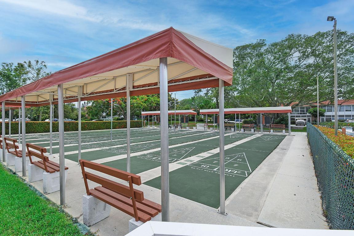 VISTA PINES CONDO - Residential