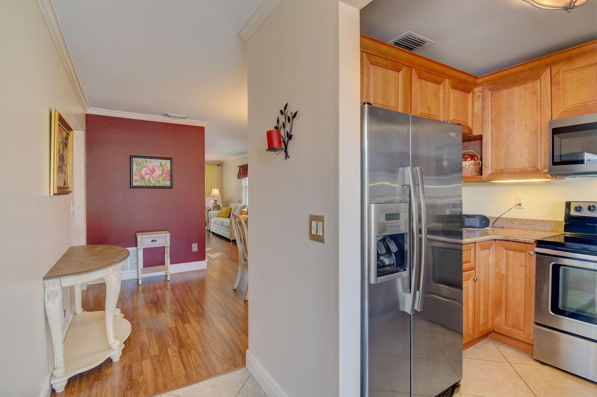 VISTA PINES CONDO - Residential