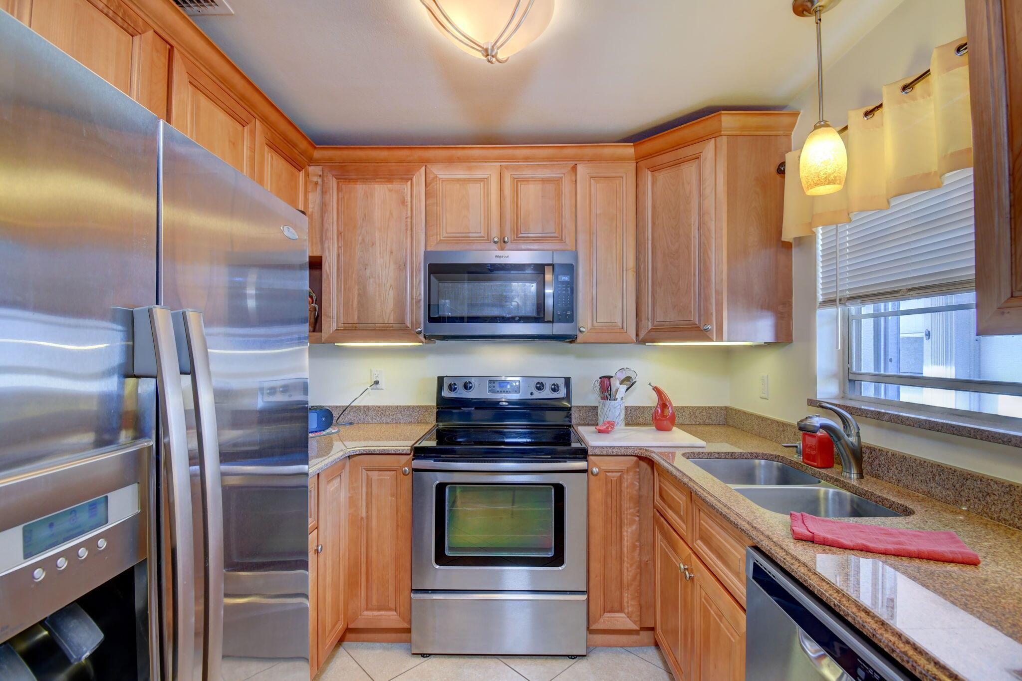 VISTA PINES CONDO - Residential