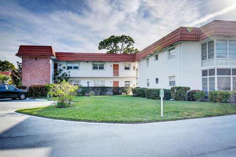 2600 SE Ocean Boulevard X14 Stuart FL 34996