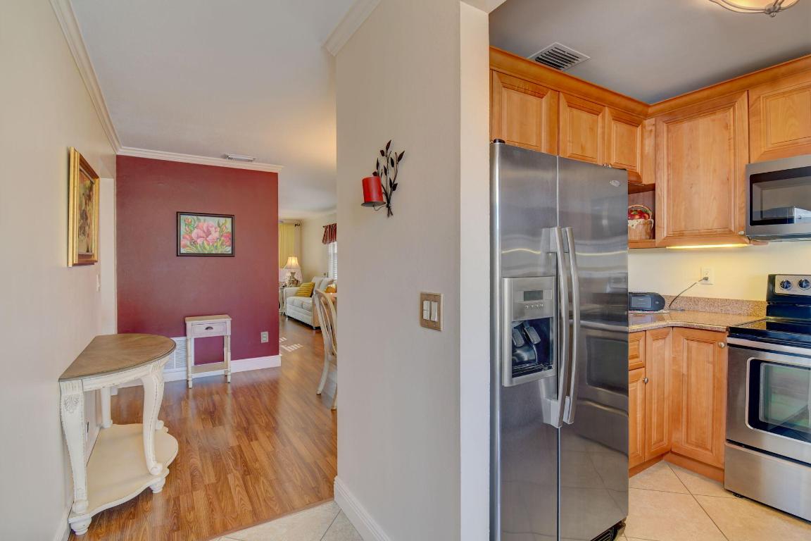 VISTA PINES CONDO - Residential