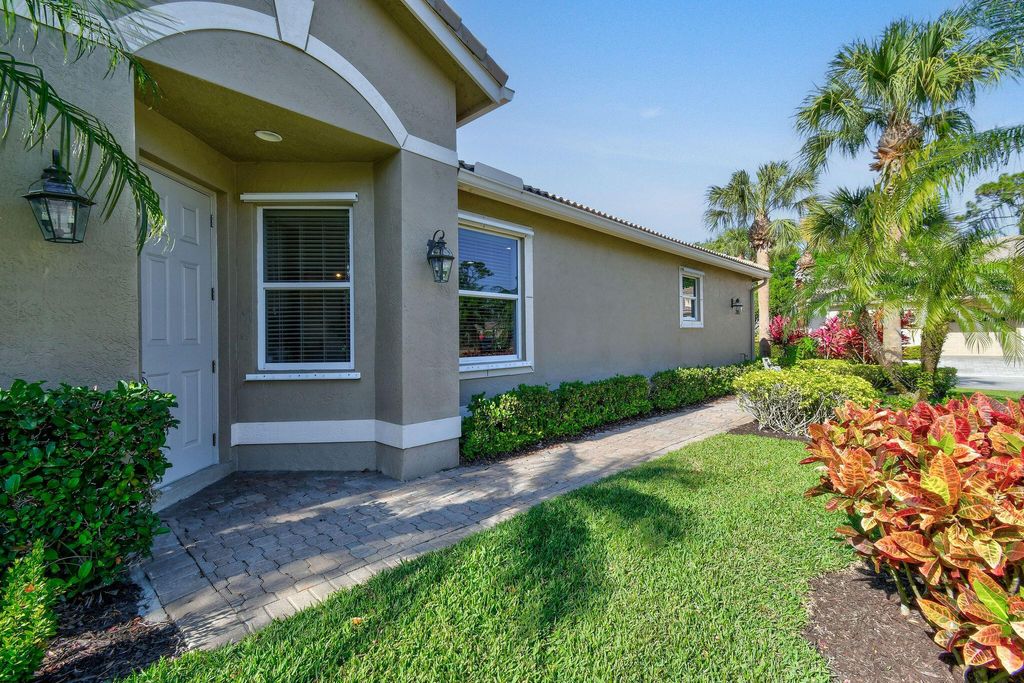 Photo of 7071 Torrey Pines Circle, Port Saint Lucie, FL 34986 (MLS # R10964038)