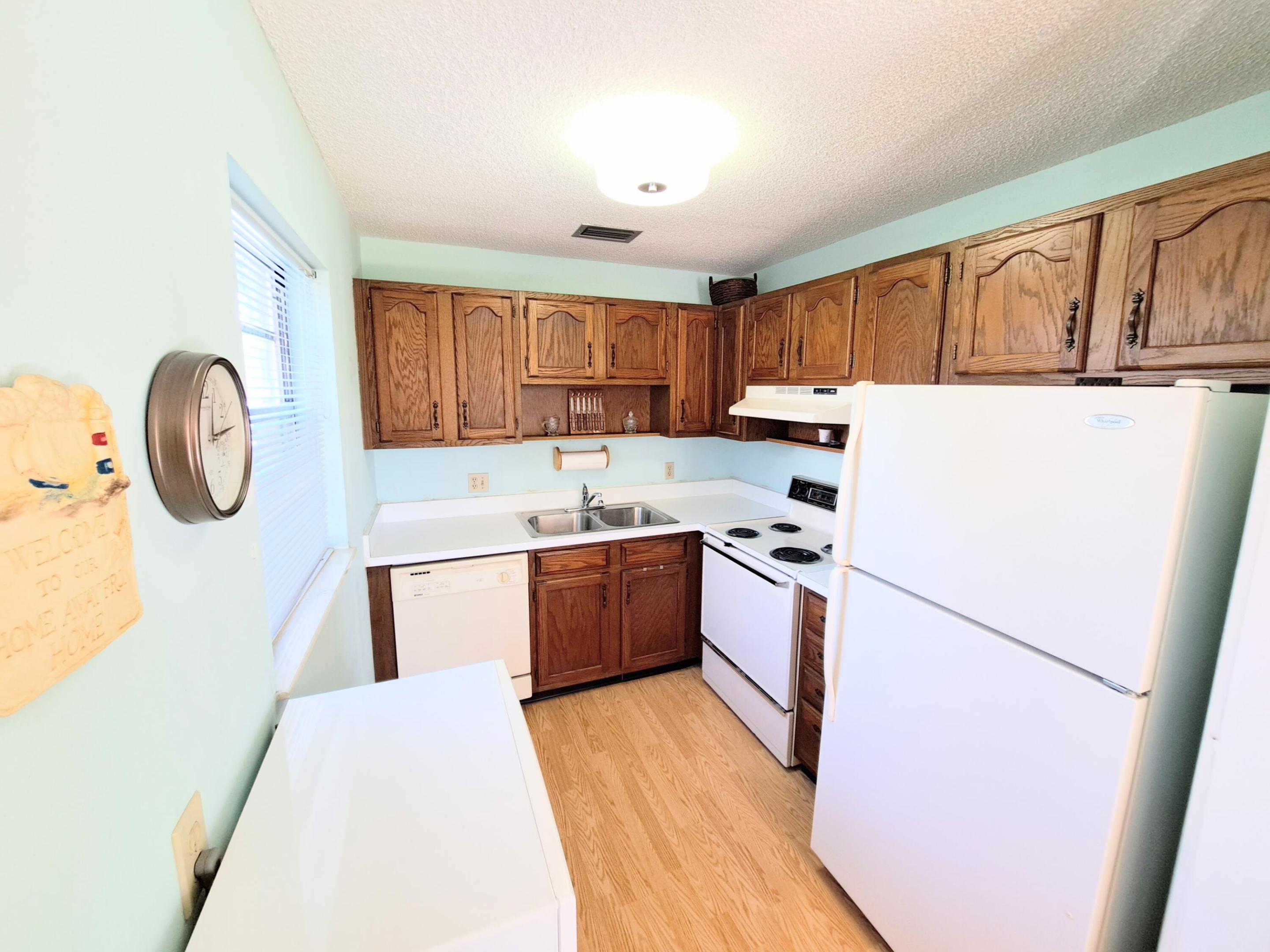 VISTA GARDENS F/K/A VISTA ROYALE GARDENS - Residential