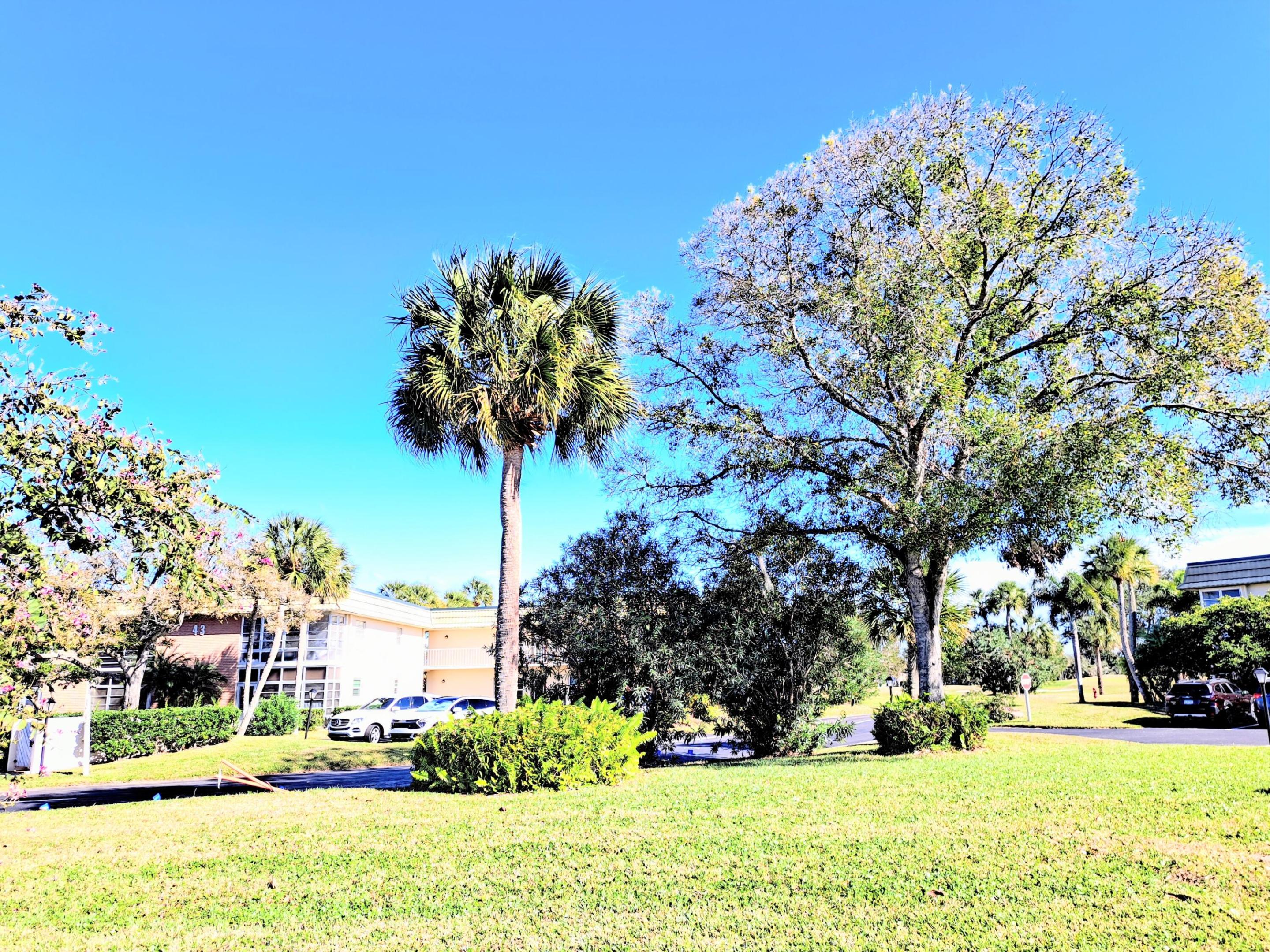 VISTA GARDENS F/K/A VISTA ROYALE GARDENS - Residential