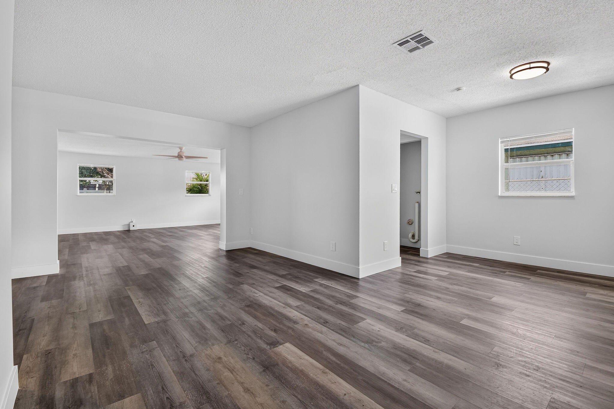 1025 W 7TH Street, Riviera Beach, FL, 33404/$399,000 2 1025 W 7TH Street
