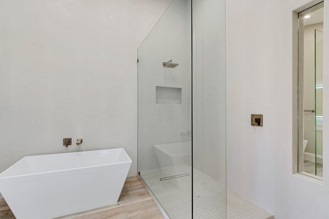 FRENCHMANS CREEK PAR F-3 - Residential