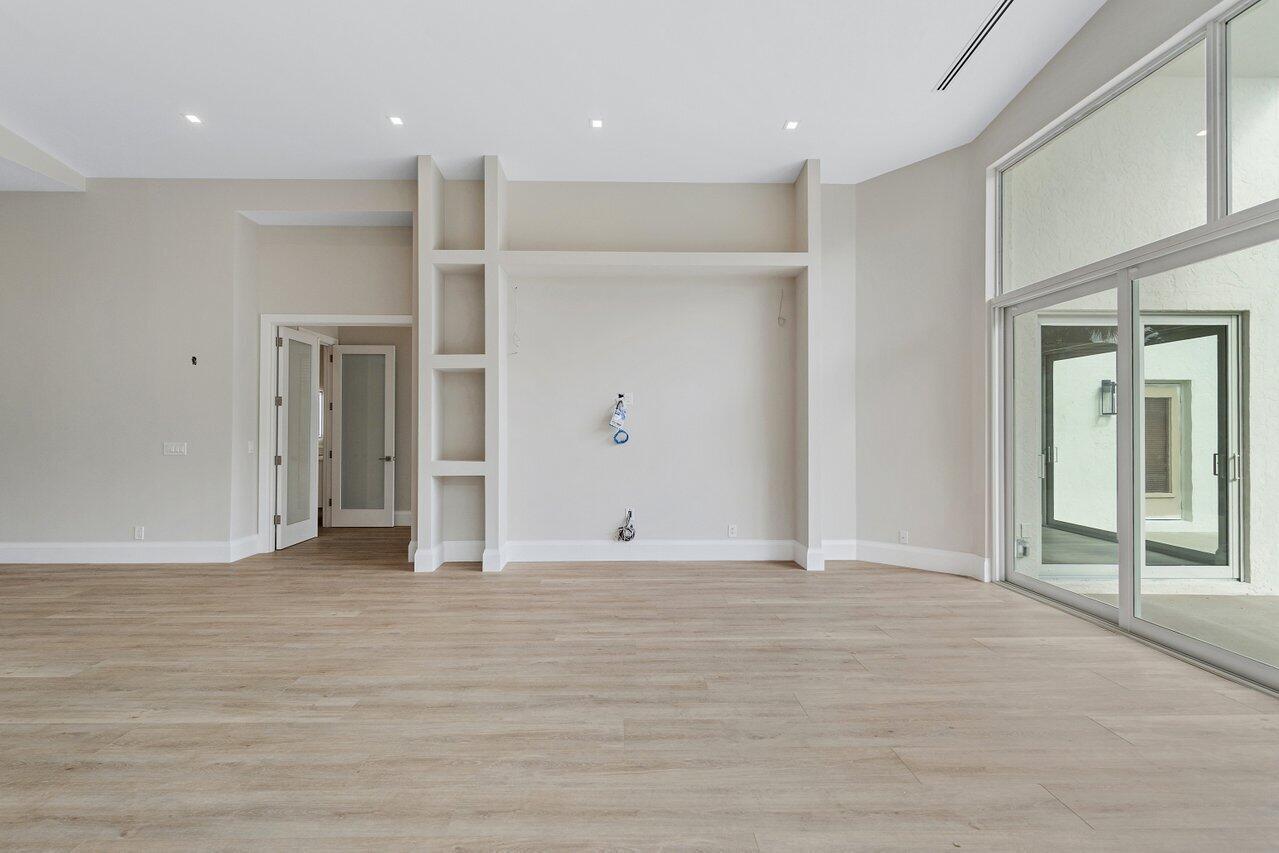 FRENCHMANS CREEK PAR F-3 - Residential