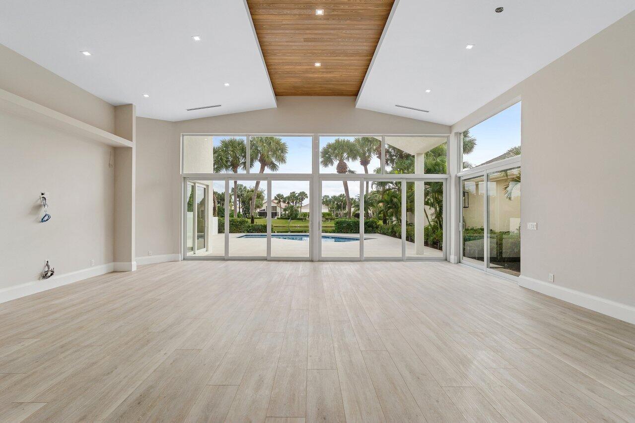 FRENCHMANS CREEK PAR F-3 - Residential