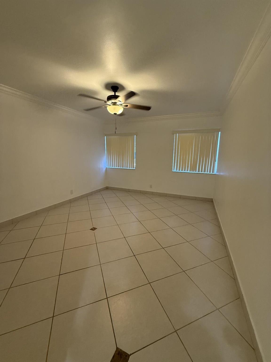 LAURELS AT MARGATE CONDO - Residential Lease