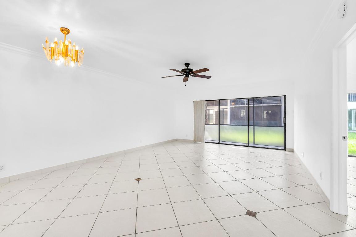 LAURELS AT MARGATE CONDO - Residential Lease