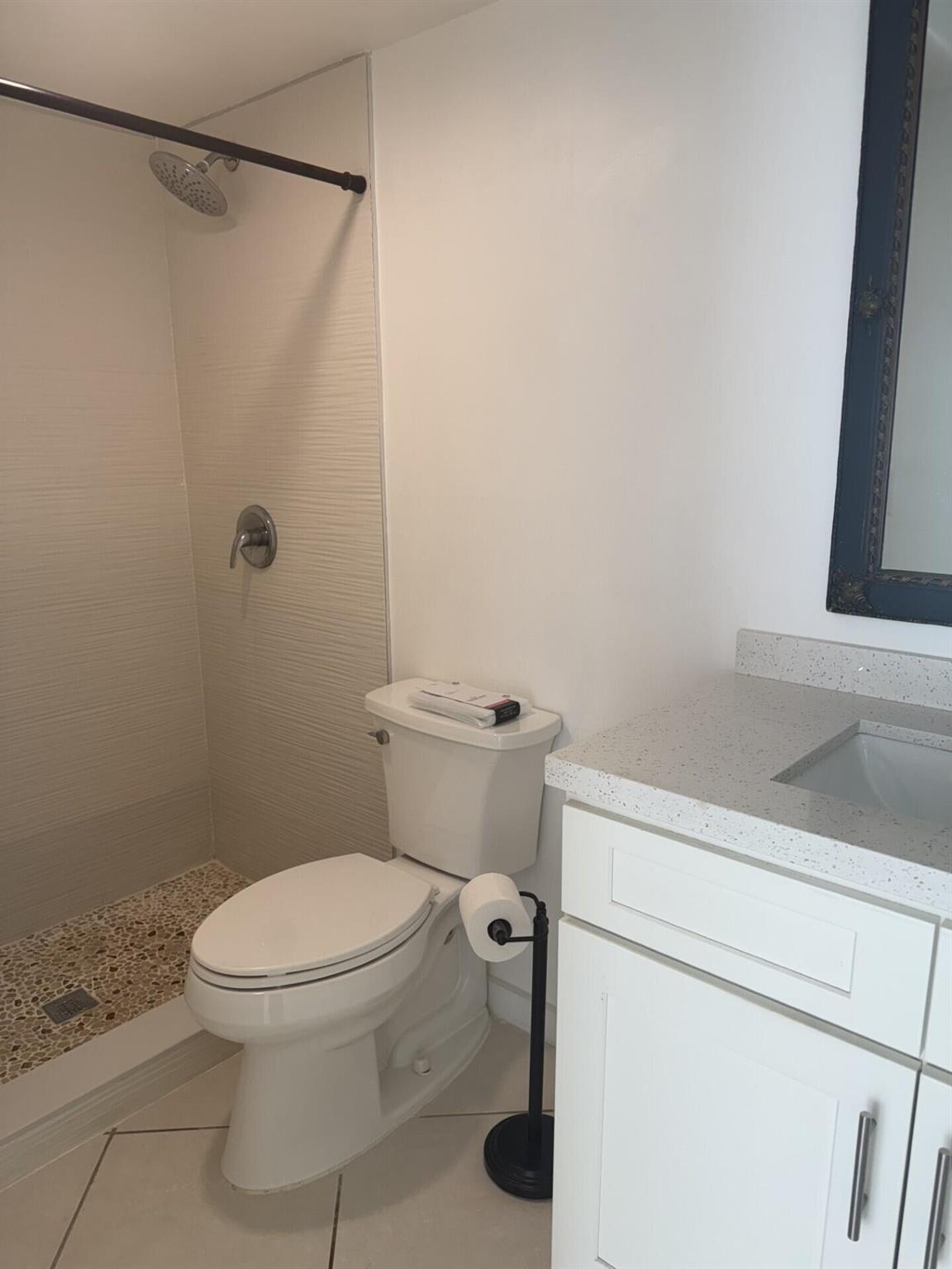 LAURELS AT MARGATE CONDO - Residential Lease