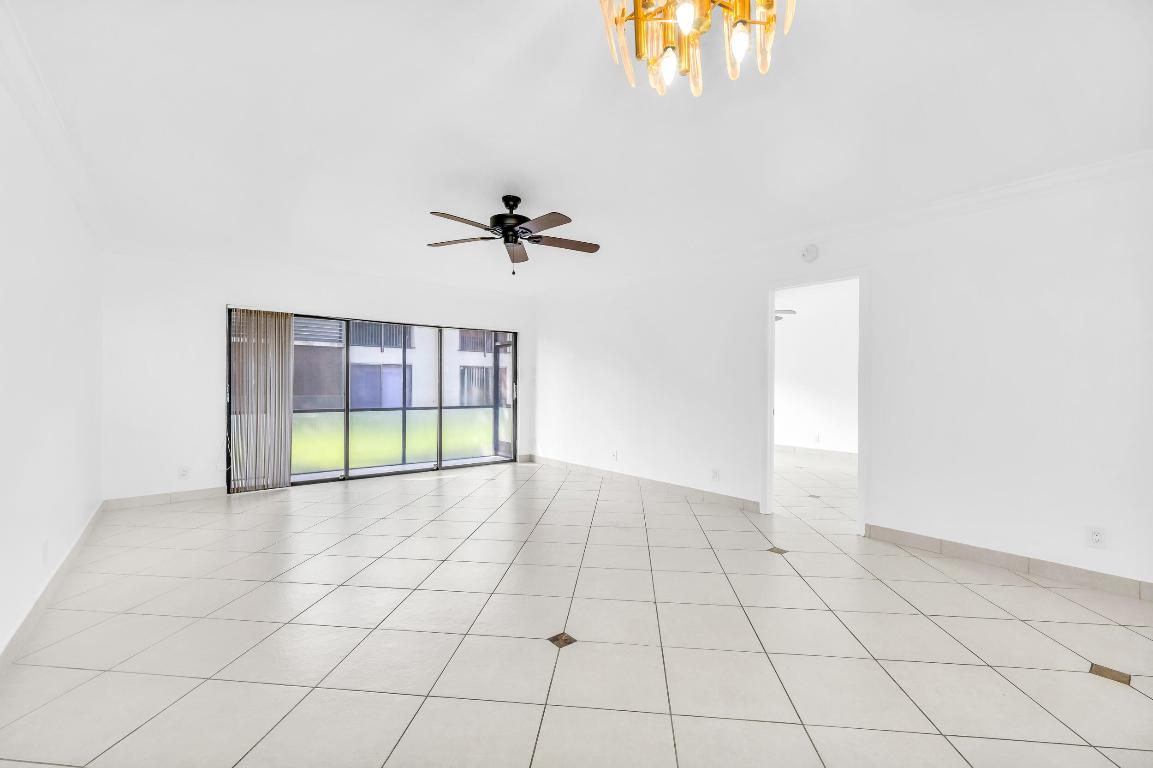 LAURELS AT MARGATE CONDO - Residential Lease