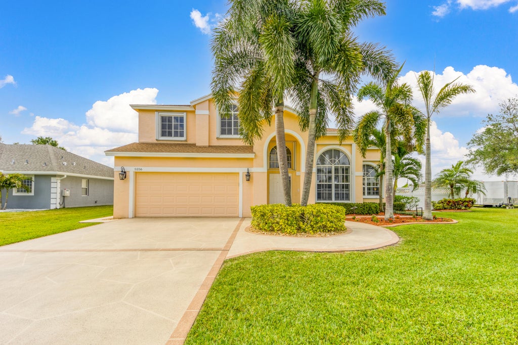 Photo of 5256 NW North Delwood Drive, Port Saint Lucie, FL 34986 (MLS # R10792824)