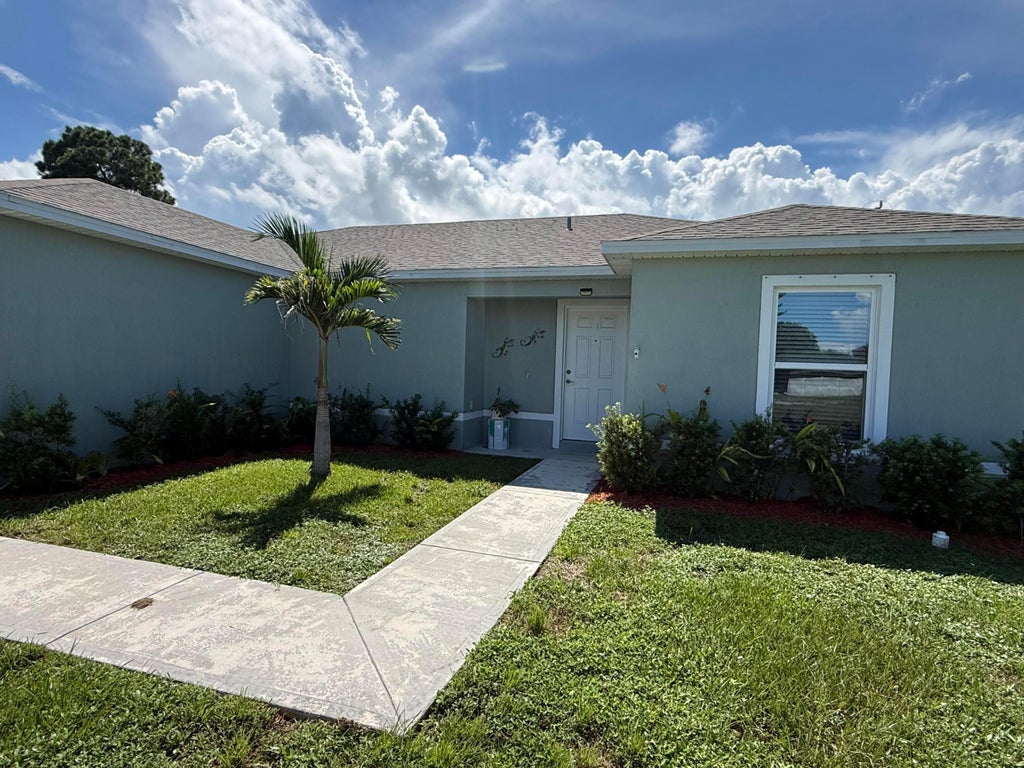 Photo of 474 NE MAINSAIL Street, Port Saint Lucie, FL 34983 (MLS # B26074543)