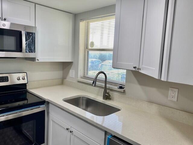 FIRST ENCOUNTER CONDO - Residential Lease