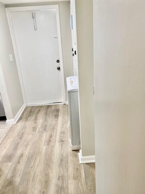 FIRST ENCOUNTER CONDO - Residential Lease