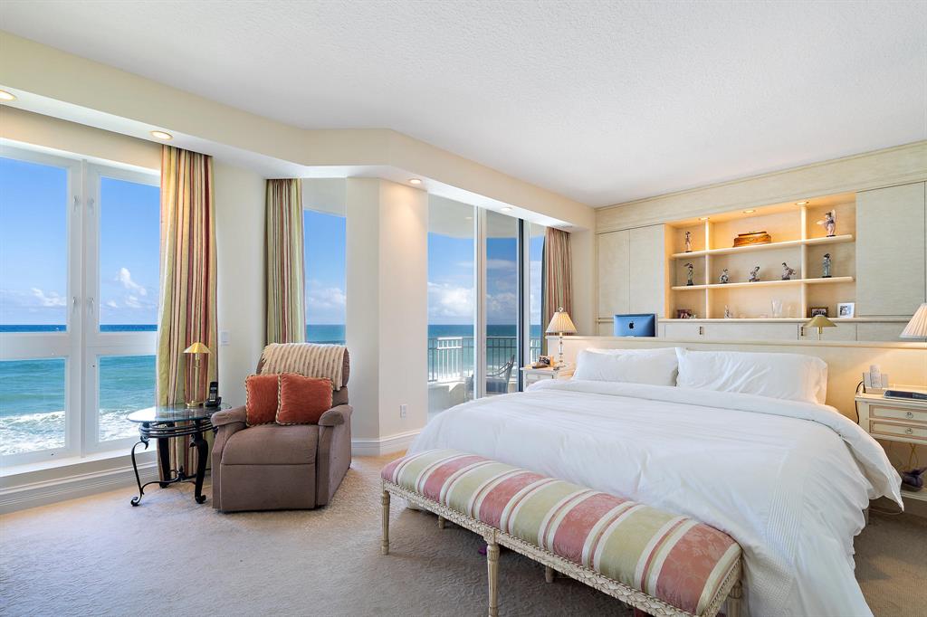 CARLYLE JUPITER ISLAND CONDO - Residential