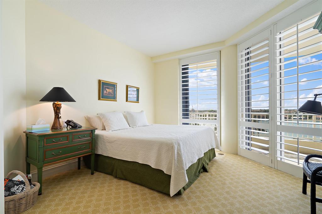 CARLYLE JUPITER ISLAND CONDO - Residential