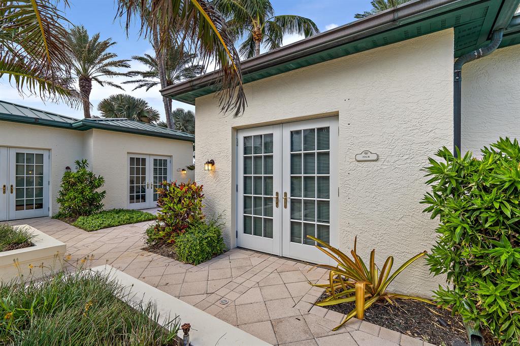 CARLYLE JUPITER ISLAND CONDO - Residential