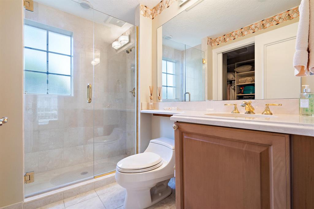 CARLYLE JUPITER ISLAND CONDO - Residential