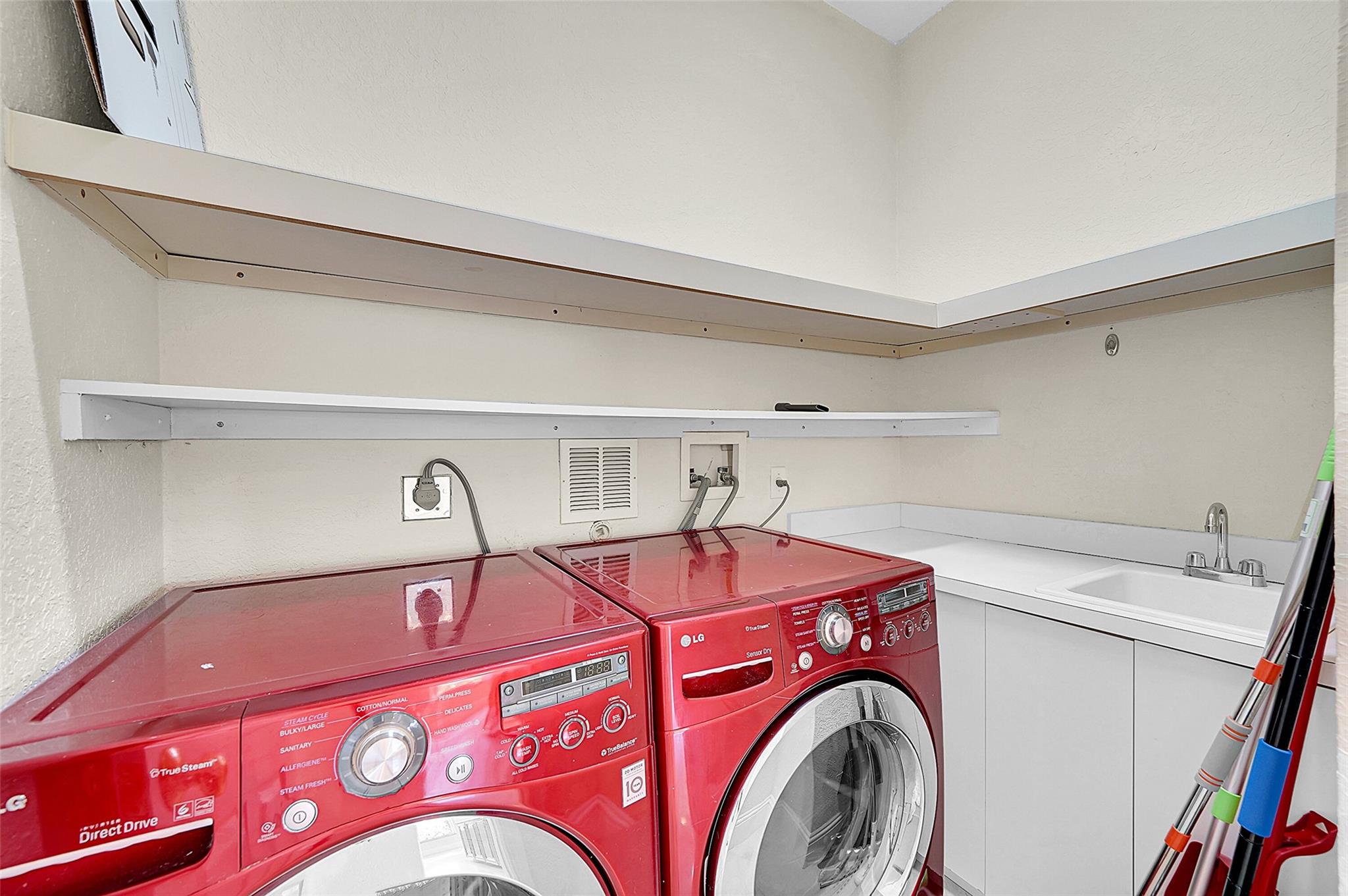 Parkland Isles 164-42 B - Residential Lease