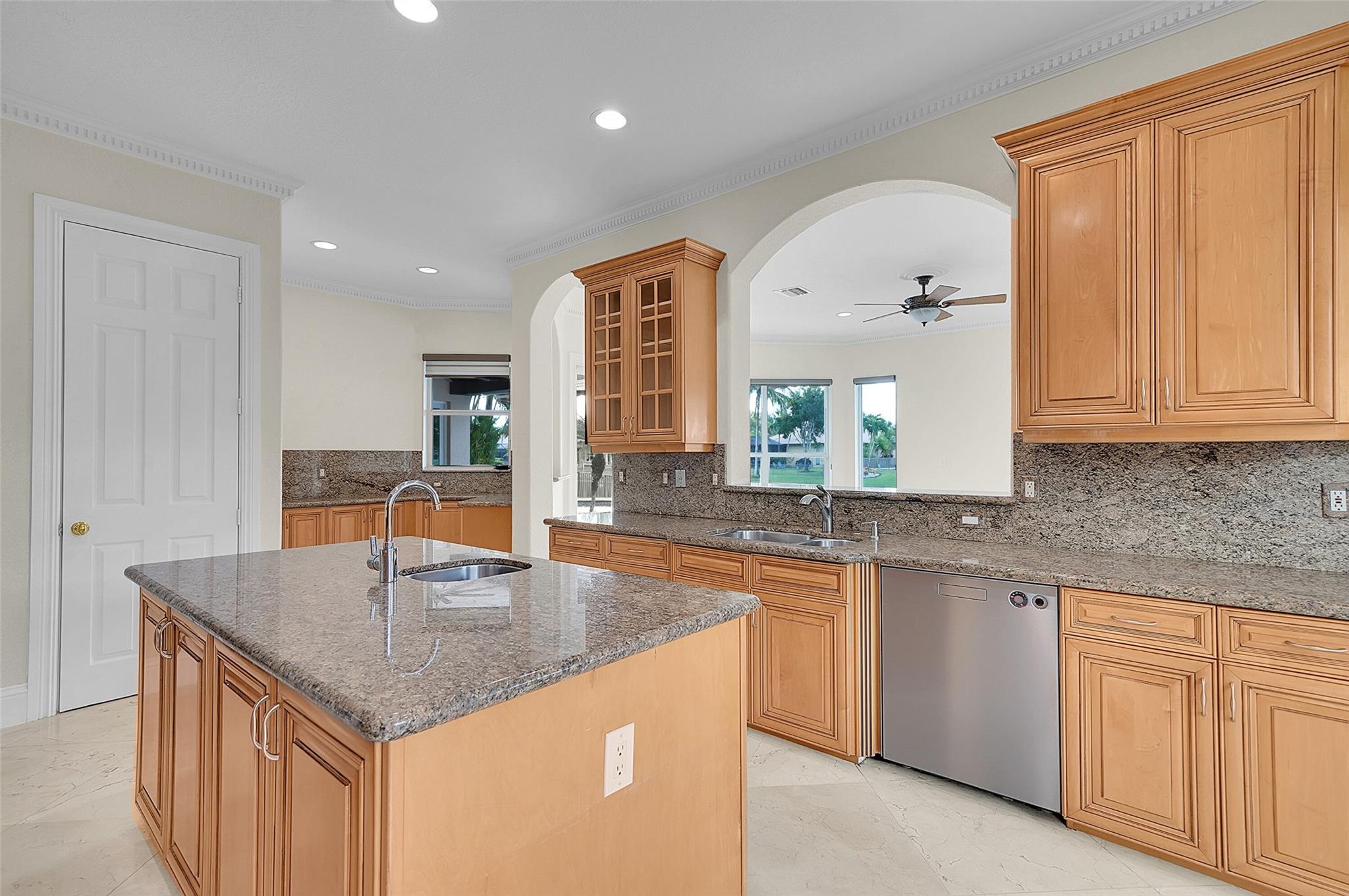 Parkland Isles 164-42 B - Residential Lease