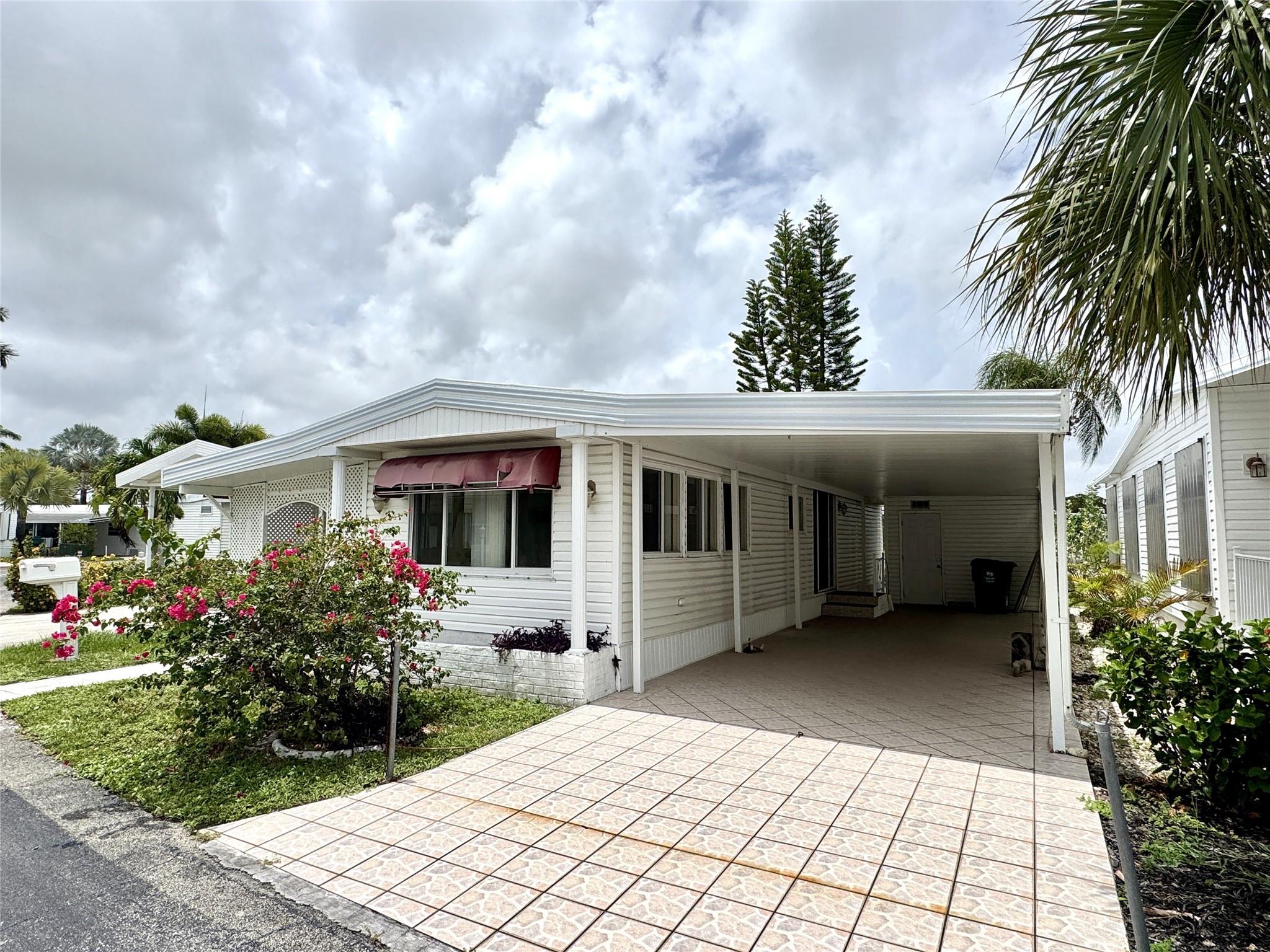 109 N Key Dr, Hallandale Beach, FL, 33009/$55,000 1 109 N Key Dr