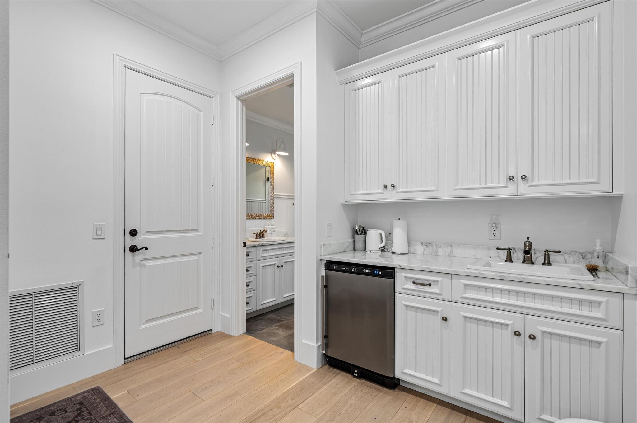 POINT MANALAPAN 12 - Residential