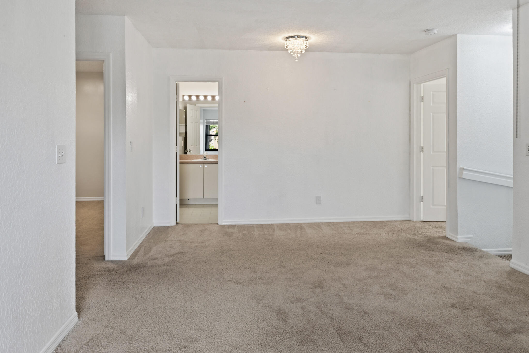 COUNTRY CLUB VILLAGE - Residential