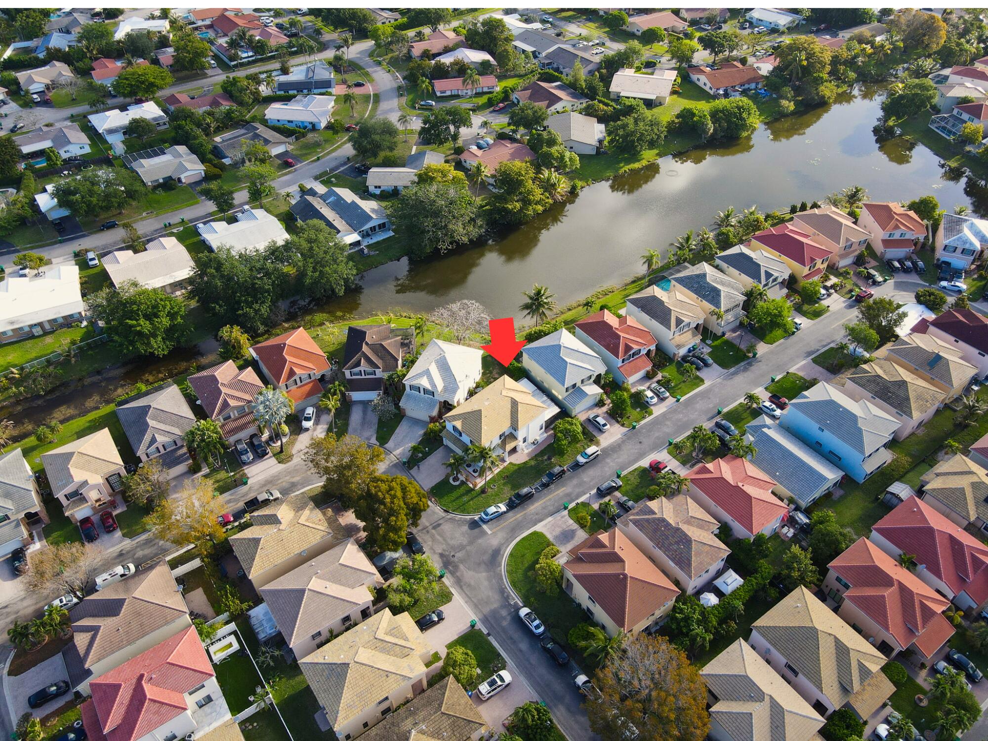 COUNTRY CLUB VILLAGE - Residential